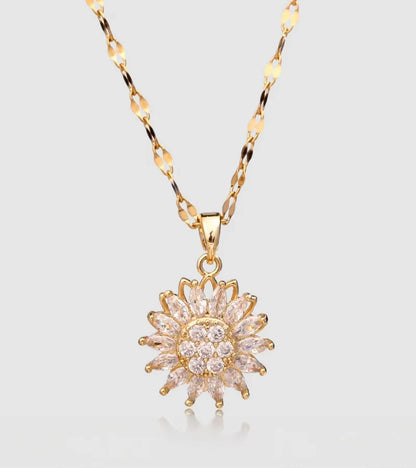 Olivia Spinning Necklace